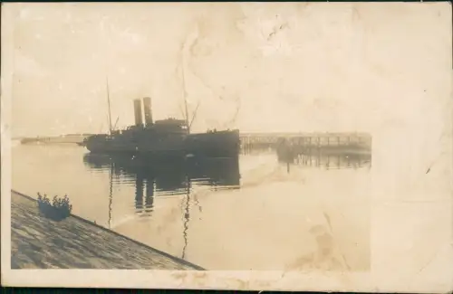 Foto  Schiffe Dampfer Steamer im Kanal 1923 Privatfoto