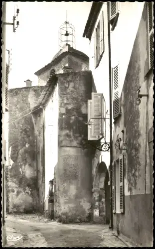 CPA Ramatuelle Vieille Rue mit Glockenturm 1955