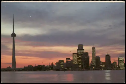 Toronto Skyline mit CN Tower und Lake Ontario bei Dämmerung 1982