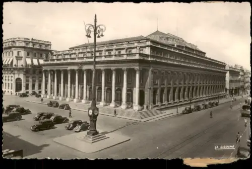 CPA Bordeaux Le Grand Théâtre 1956