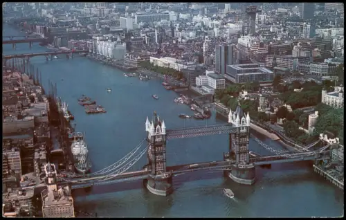 Postcard London Luftaufnahme Tower Bridge und City of London 1970