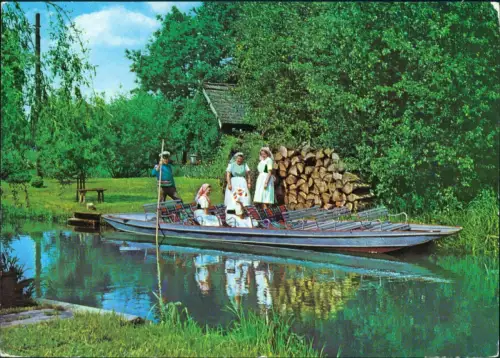 Lübbenau Spreewald Lubnjow Einwohner in Wendische-Trachten   Spreewaldkahn 1977