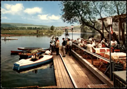 Bad Hersfeld Bootsverleih-Station, Außensitz Lokal mit Leuten 1960