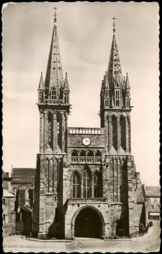 CPA Saint-Pol-de-Léon La Cathédrale/Kathedrale 1956