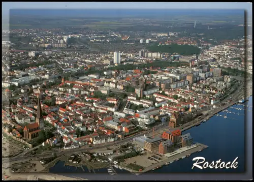 Rostock Luftaufnahme der Hansestadt Rostock mit Stadthafen und Petrikirche 2000