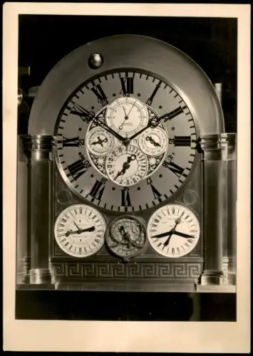 Glashütte Die Kunstuhr der Ingenieurschule für Feinwerktechnik 1959