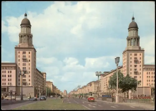 Ansichtskarte Berlin Frankfurter Tor mit Blick in die Stalinallee 1961