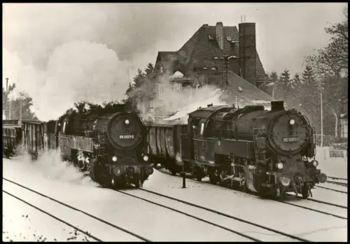 Ansichtskarte Ernstthal-Lauscha Dampflokomotiven im Bahnhof 95027 & 95009 1980