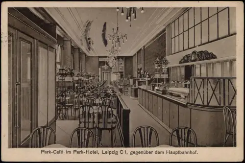 Leipzig Park-Café im Park-Hotel gegenüber dem Hauptbahnhof. 1937
