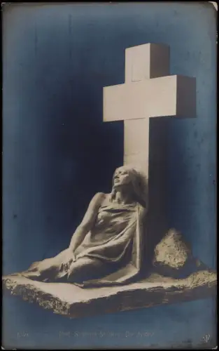 Statue Plastik Skulptur Büste Maria Magdalena vor dem Jesuskreuz 1918