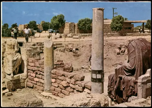 Postcard Caesarea Byzantinisches Gebäude mit römischen Statuen 1970