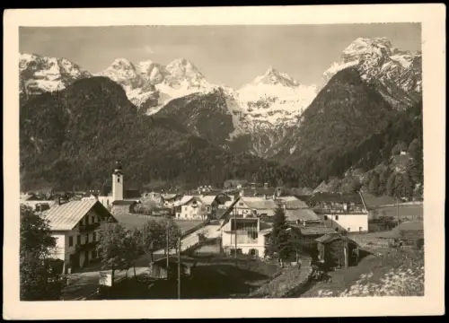 Ansichtskarte Lofer Ortsansicht mit Gebirgspanorama und Kirche 1950