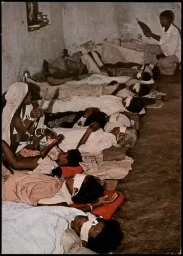 Bangladesh Eye-Camp in Bangladesh - Patienten nach Augenoperation 1989