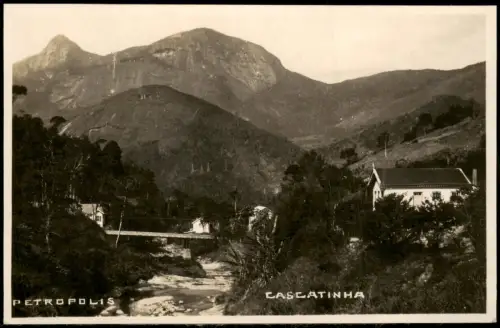 Postcard Petrópolis Gebirgslandschaft mit Brücke und Wohnhäusern 1934