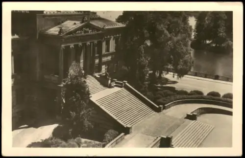 Ansichtskarte Schwerin Staatliches Museum mit Freitreppe 1953