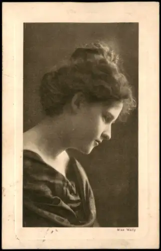 Ansichtskarte  Menschen Soziales Leben Frau schaut verträumt Miss Wally 1908