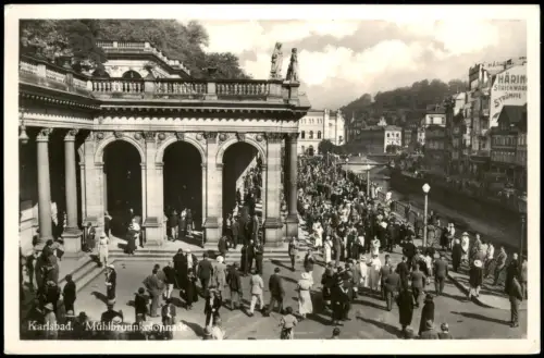 Karlsbad Karlovy Vary Mühlbrunnkolonnade Menschen-Trubel Echte Photographie 1942