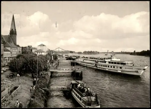 Ansichtskarte Wiesbaden Rheinufer mit Luxusdampfer EUROPA 1962