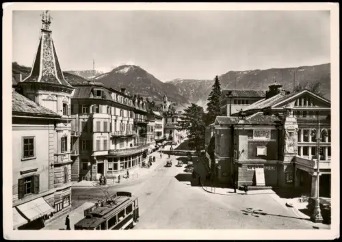 Meran Merano Theaterplatz Freiheitsstraße mit Stadttheater und Straßenbahn 1953