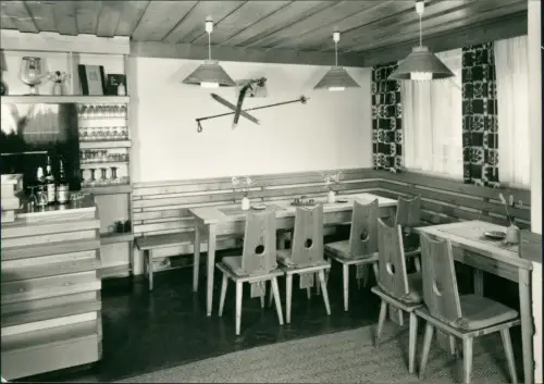 Mühlleithen-Klingenthal Innenansicht HOG Ski-Klause zur DDR-Zeit 1976/1974