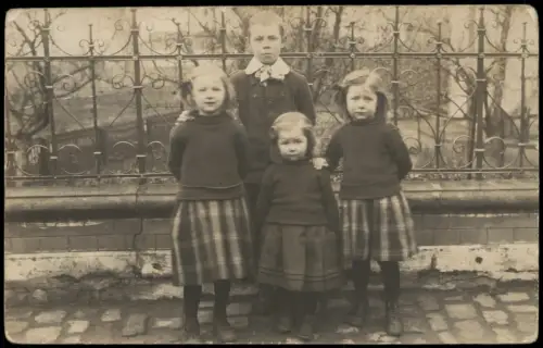 Fotokunst Menschen Soziales Leben Kinder Gruppenfoto 1910 Privatfoto