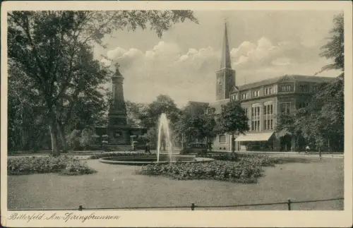 Ansichtskarte Bitterfeld Am Springbrunnen Kriegerdenkmal 1950