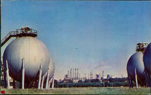 Nischnekamsk Нижнекамск Түбəн Кама Petrochemie
Нефтехимический комбинат 1973
