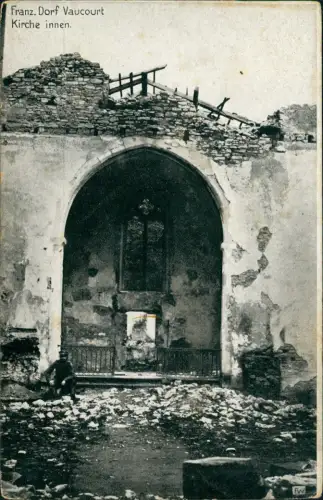 CPA Vaucourt Militaria WK1 zerstörte Kirche 1916