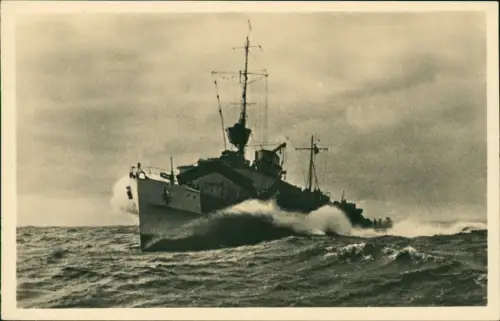 Ansichtskarte  Torpedoboot in hoher Fahrt Schiff Marine 1935