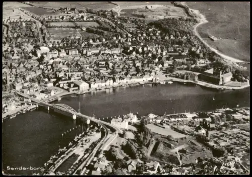 Sonderburg Sønderborg Luftaufnahme mit Schloss und Alssund-Brücke 1956