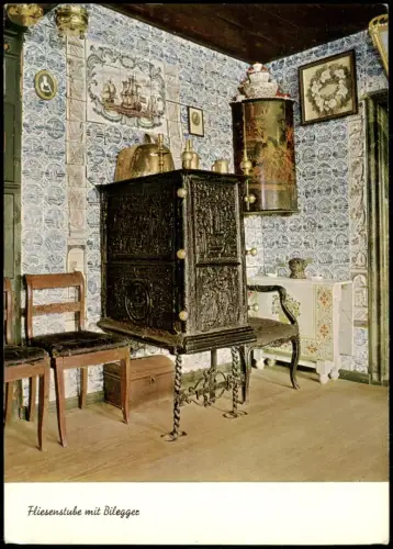 Ansichtskarte Hallig Hooge Fliesenstube mit Bilegger im Königspesel 1970