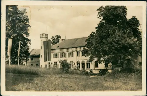 Werder (Havel) FDGB-Bezirksschule Potsdam Ernst Schneller Fahnen 1958