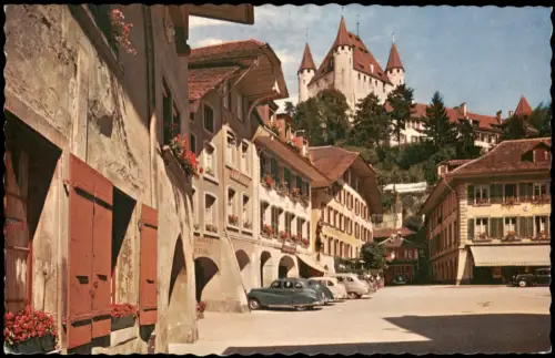 Ansichtskarte Thun Thoune Rathausplatz und Schloss 1970