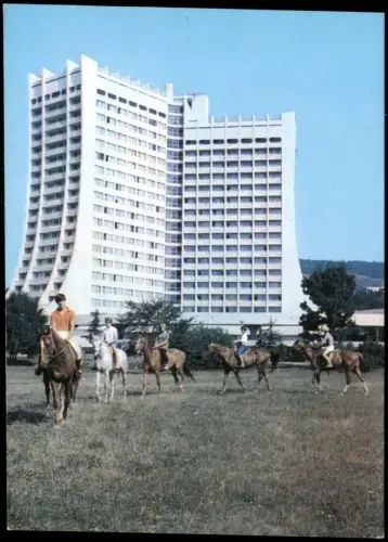 Postcard Albena Албена Hotel Dobrudsha und Pferdereiter 1985