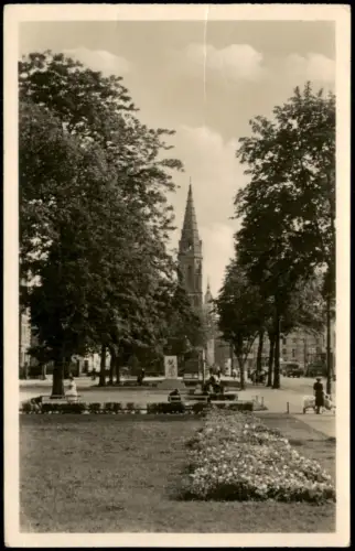 Ansichtskarte Dessau-Dessau-Roßlau Dimitroffplatz und Katholische Kirche 1977