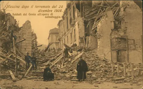 Cartolina Messina dopo il terremoto Soldati del Genio all'opera 1908