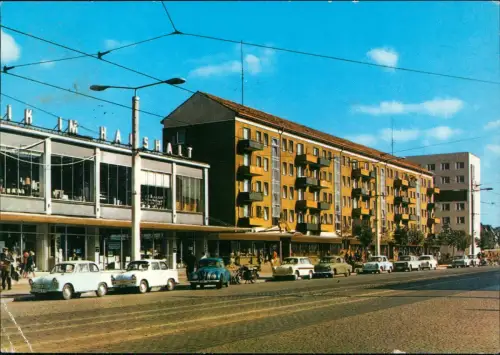 Ansichtskarte  Frankfurt (Oder) Karl-Marx-Straße, belebt 1970
