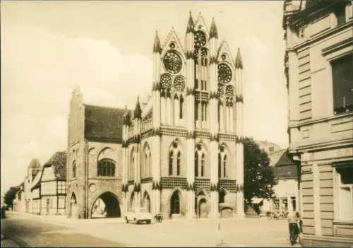 Ansichtskarte Tangermünde Straßenpartie am Rathaus 1968