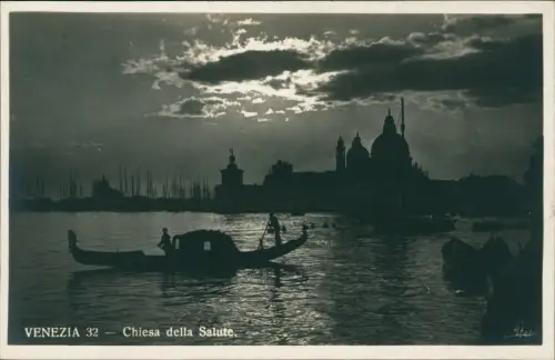 Cartolina Venedig Venezia Chiesa della Salute. Mondschein Gondel 1930
