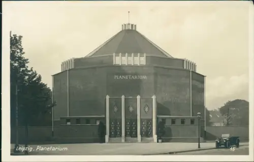 Ansichtskarte Leipzig Planetarium Auto Fotokarte 1929