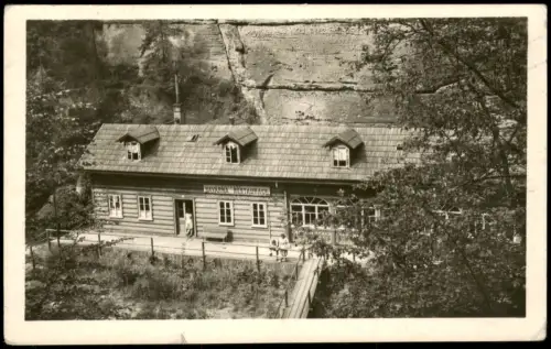 Dolní Břežany Letní restaurace Havarna in der Julia Ďuriše Schlucht 1951
