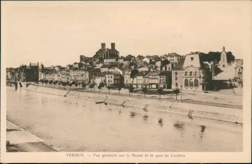 CPA Verdun Vue générale sur la Meuse et le quai de Londres 1922