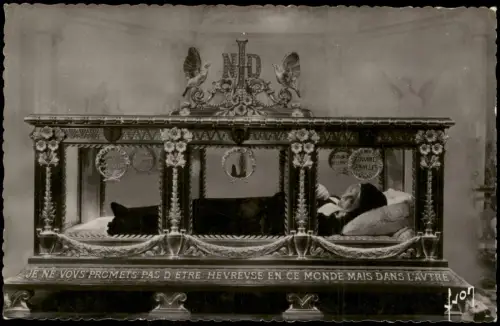 Nevers Heilige Bernadette im Glasschrein, Kloster Saint-Gildard, Nevers 1935