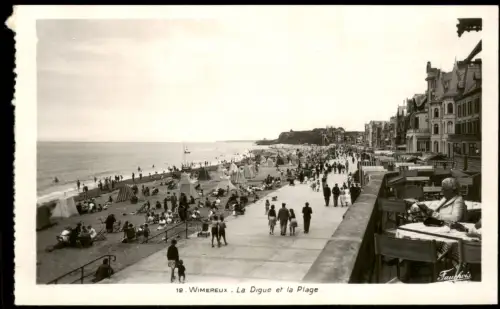 CPA Wimereux Wimereeuw La Digue et la Plage 1950