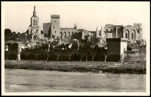 Avignon Stadtmauern, Papstpalast und Kathedrale Notre-Dame des Doms 1950