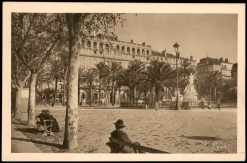 CPA Toulon Place de la Liberté mit Monument und Palmen 1935