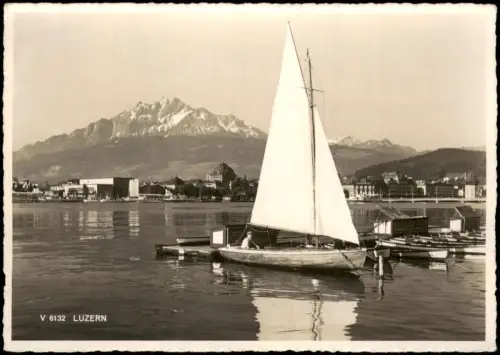 Luzern Lucerna Segelboot auf dem Vierwaldstättersee mit Pilatus 1940