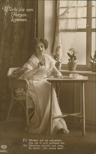 Fotokunst schöne Frau am Tisch Worte die von Herzen kommen. 1 1915