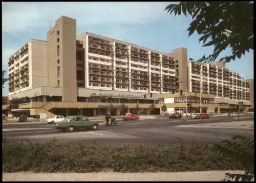 Erfurt Juri-Gagarin-Ring, Autos, Gebäude-Komplex zur DDR-Zeit 1988