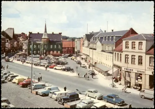 Silkeborg Udsigt over Torvet Markplatz Autos div. Modelle u.a. Mercedes 1955